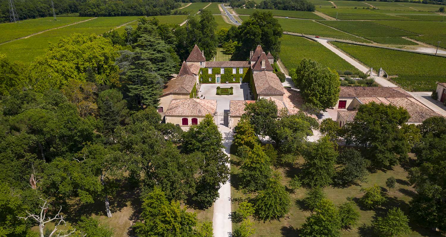 CHATEAU CARBONNIEUX